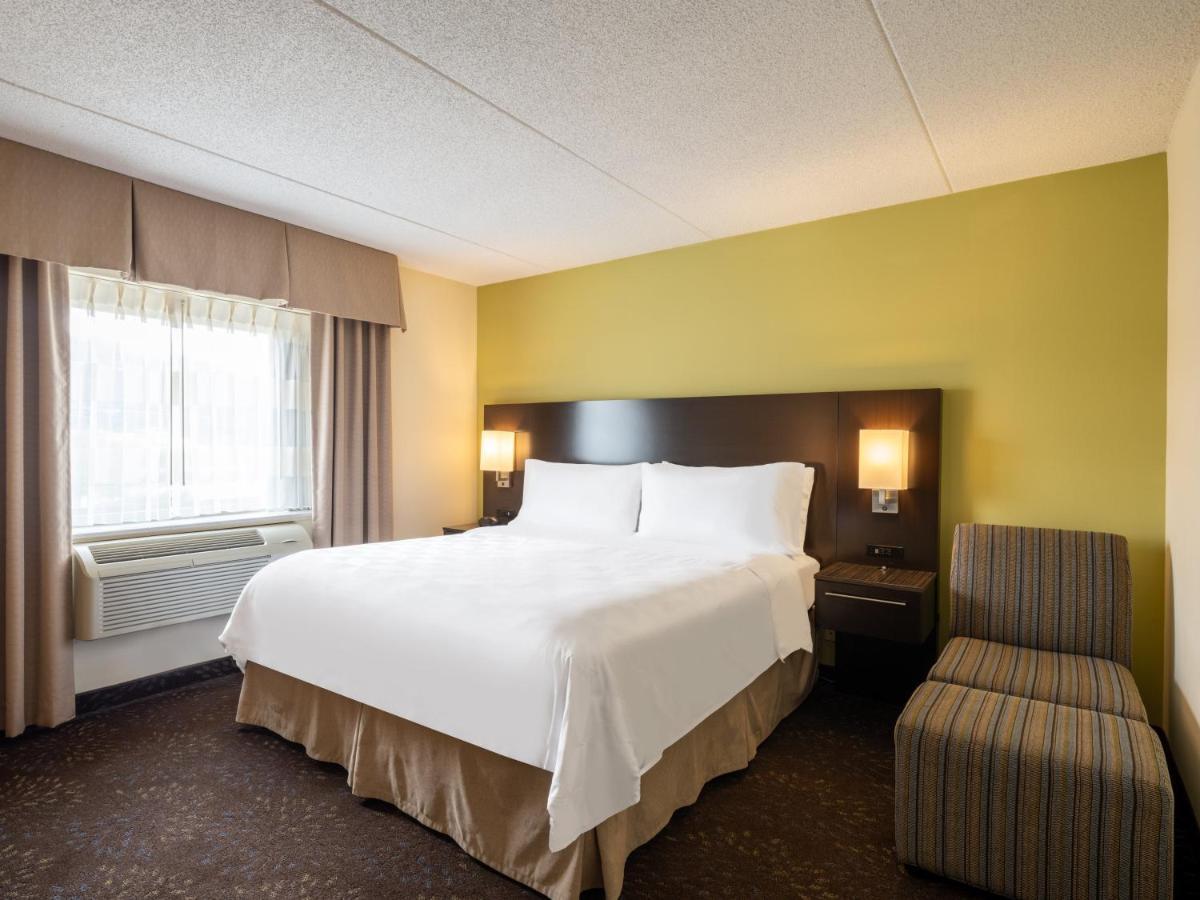 Holiday Inn Greensboro Coliseum By Ihg Exterior foto