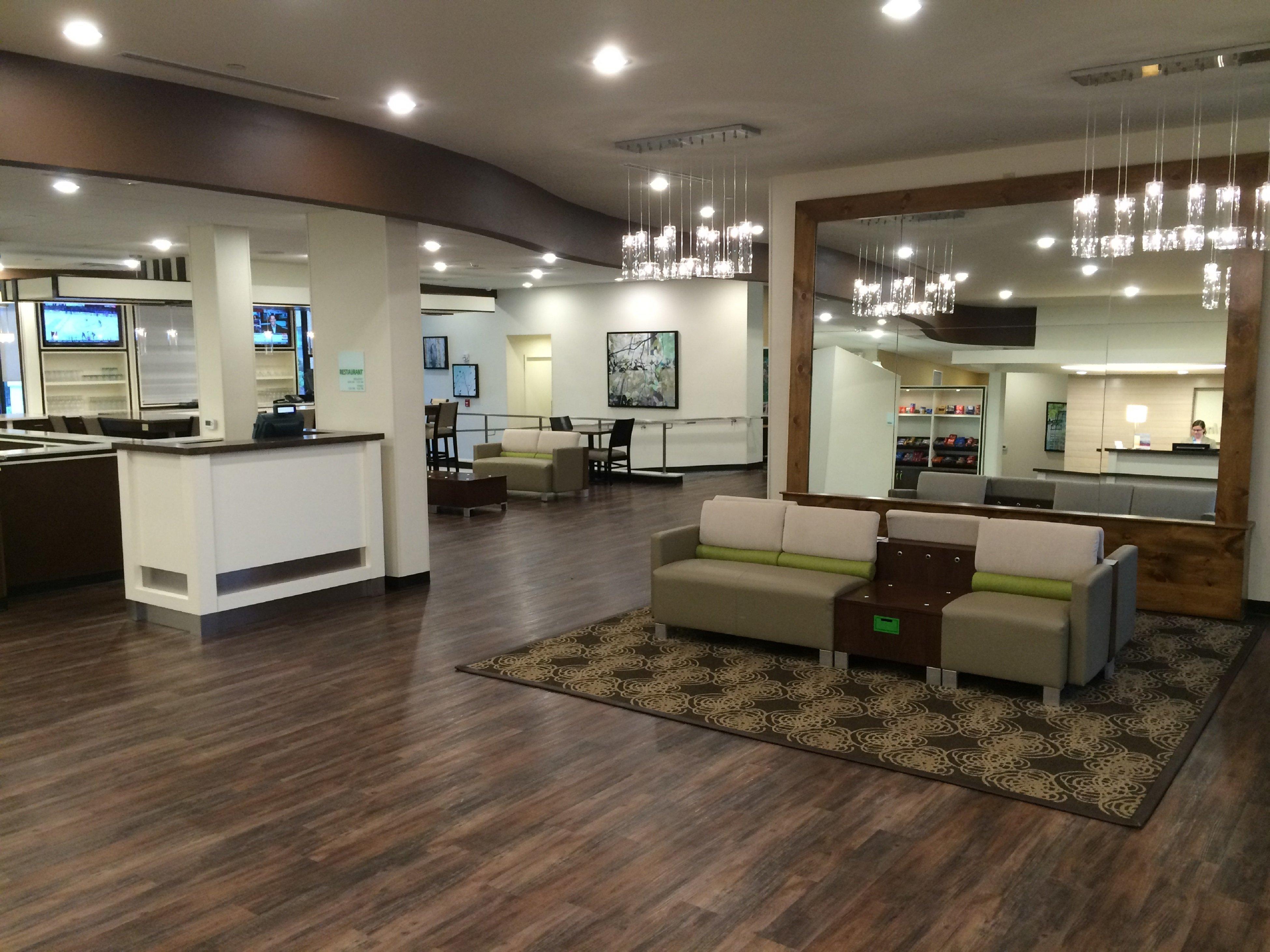 Holiday Inn Greensboro Coliseum By Ihg Exterior foto