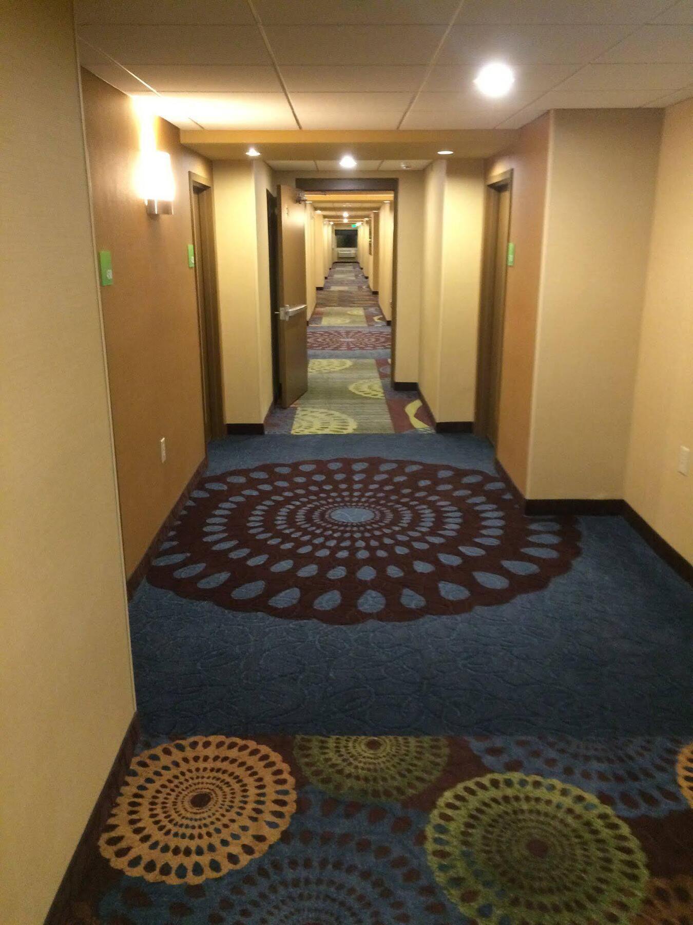 Holiday Inn Greensboro Coliseum By Ihg Exterior foto