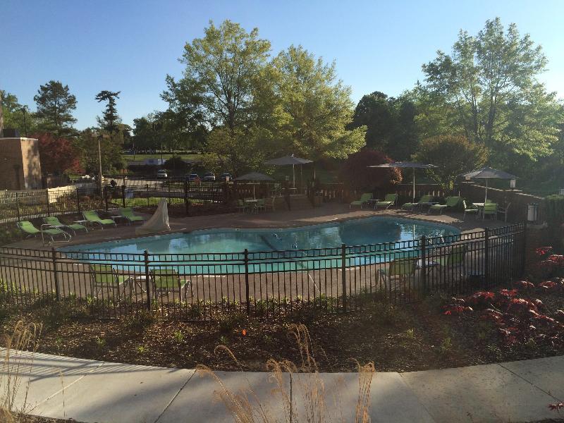 Holiday Inn Greensboro Coliseum By Ihg Exterior foto
